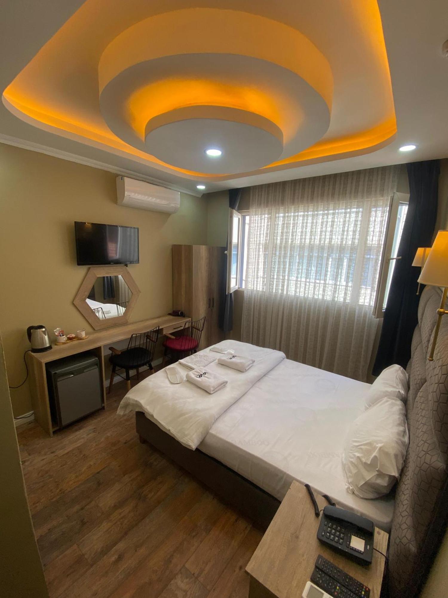 Kadikoey Viva Hotel & Suites Provincia di Provincia di Istanbul Esterno foto